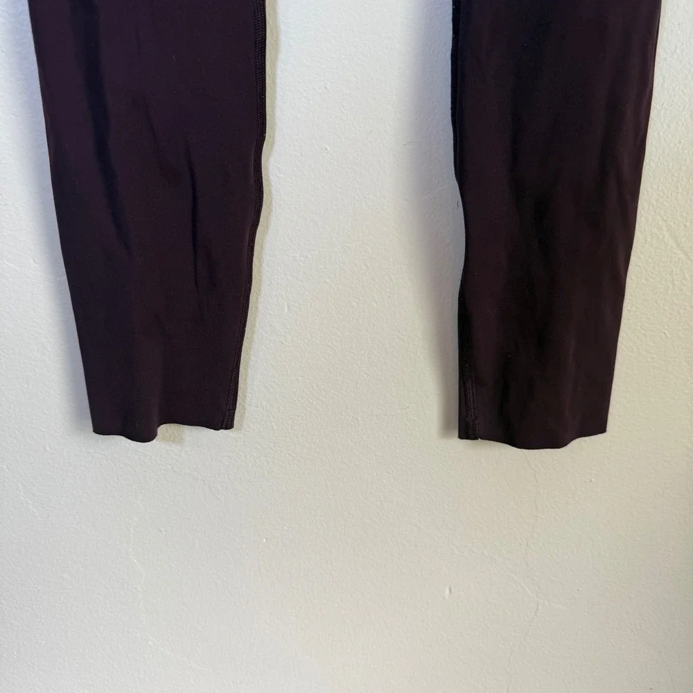 Lululemon Fast and Free High Rise Reflective Pocket Leggings Size 4 Plum